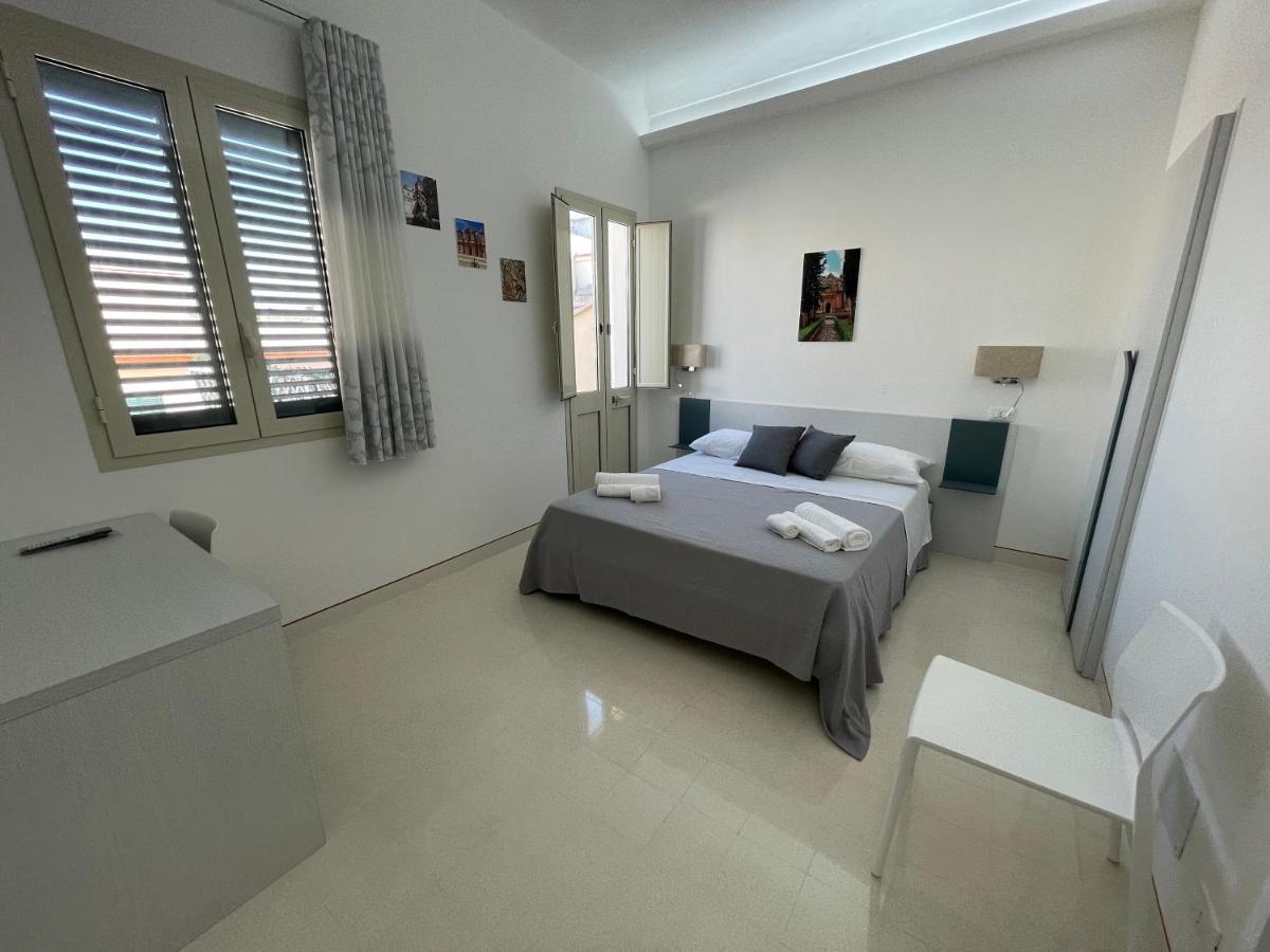 Casa Crispi Hotel Noto Buitenkant foto