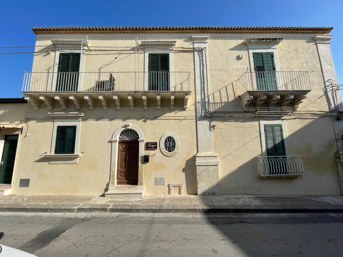 Casa Crispi Hotel Noto Buitenkant foto